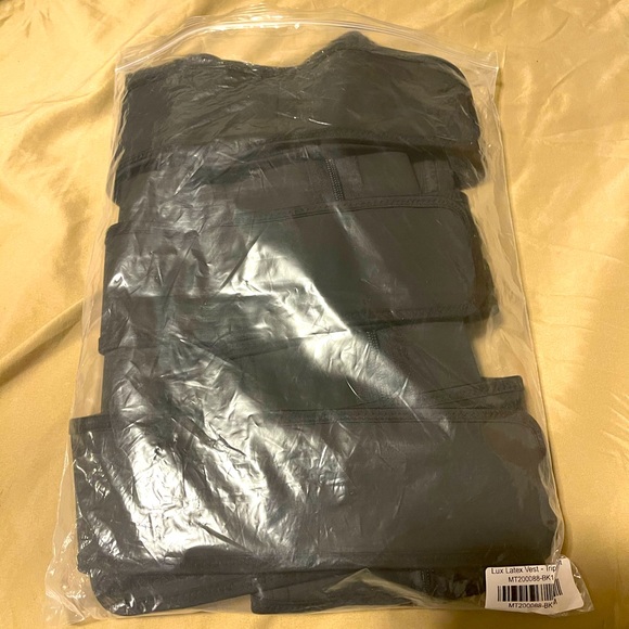 SHE WAISTED TRIPLE BELT - Picture 2 of 5